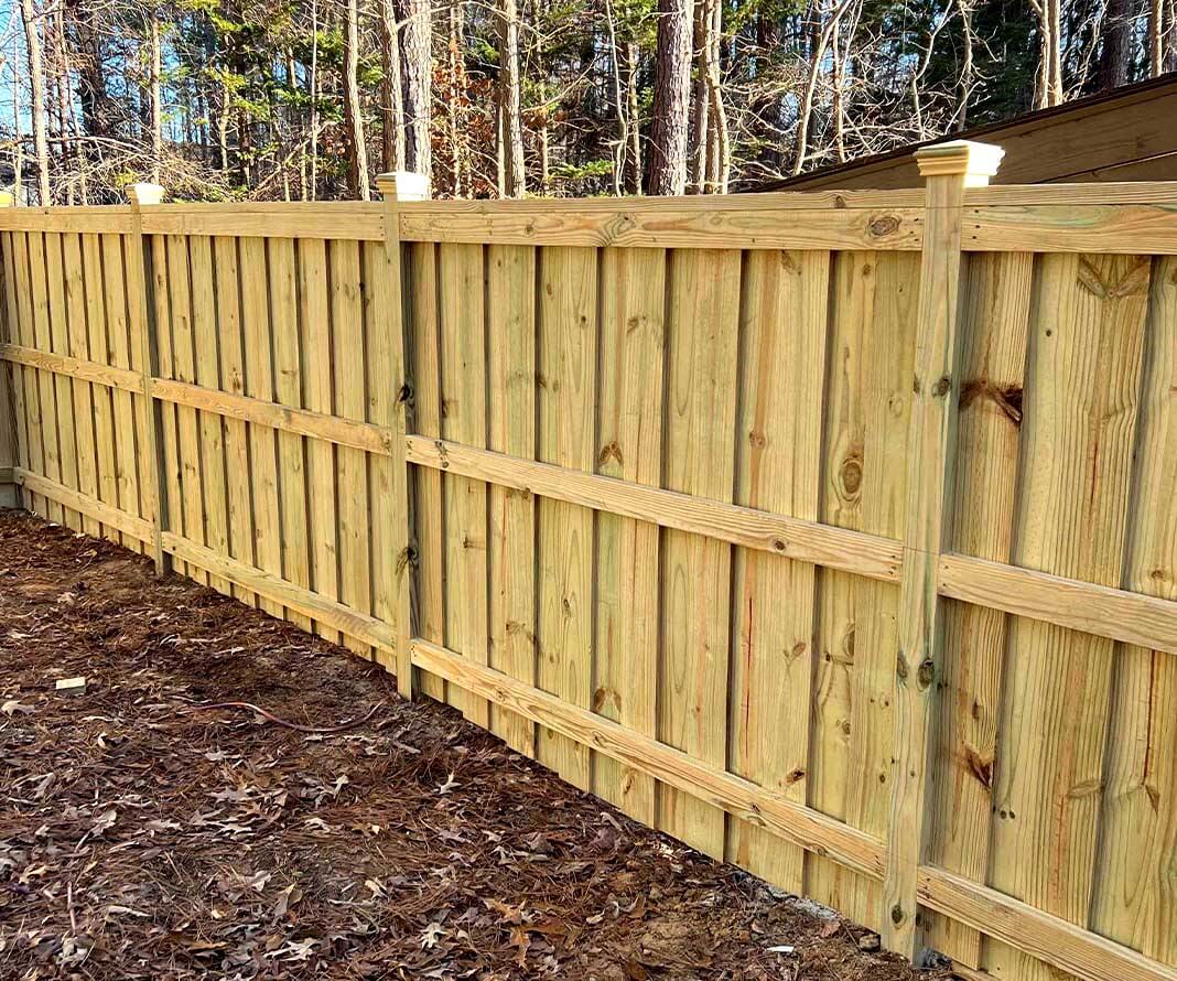 Wood fence contractor in the Raleigh, NC area.